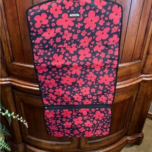 Wally  Women's Floral Travel Bag - Black and Red